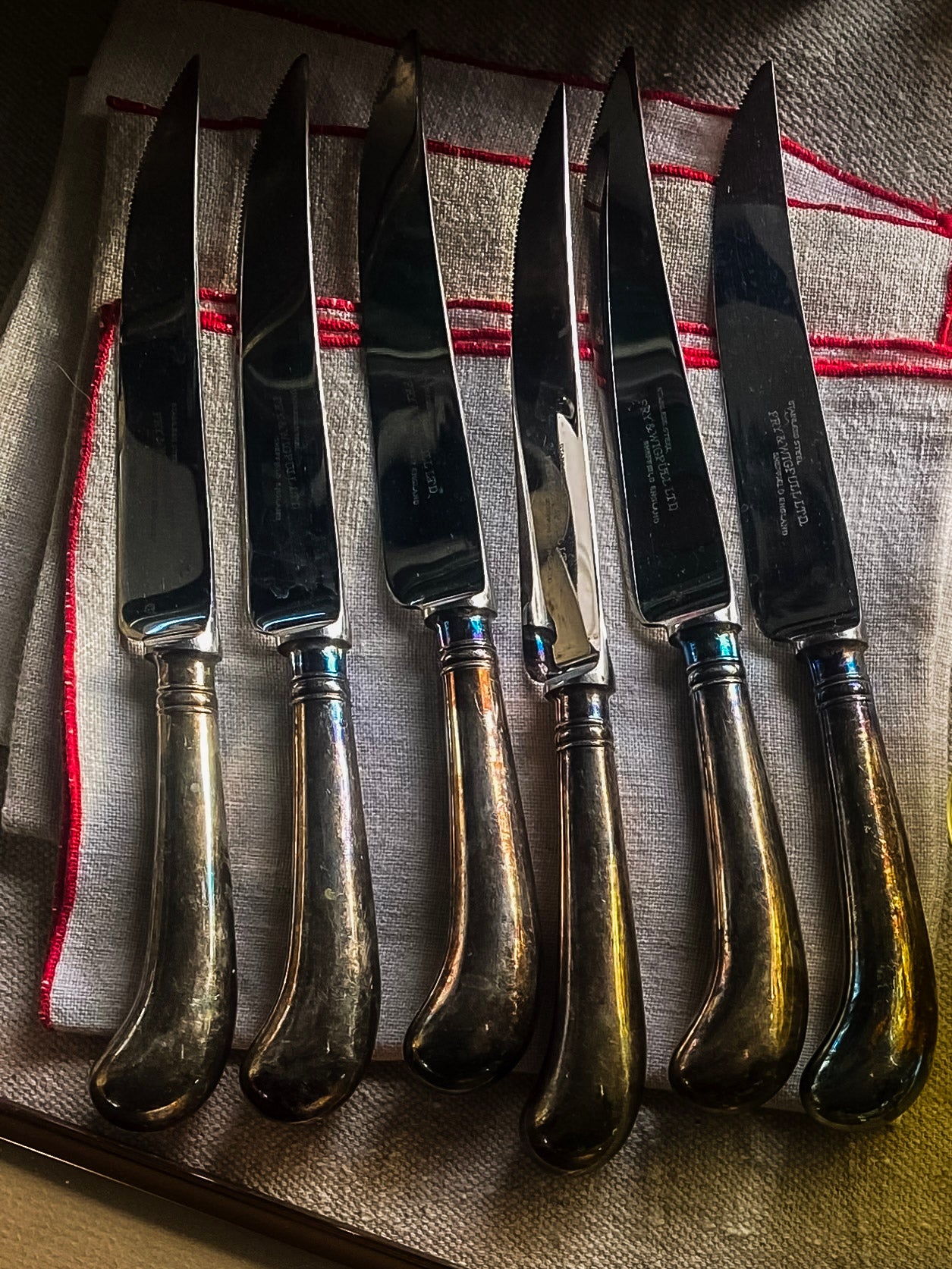 Fry and Wigfull Sheffield Steel Knives, set of 6