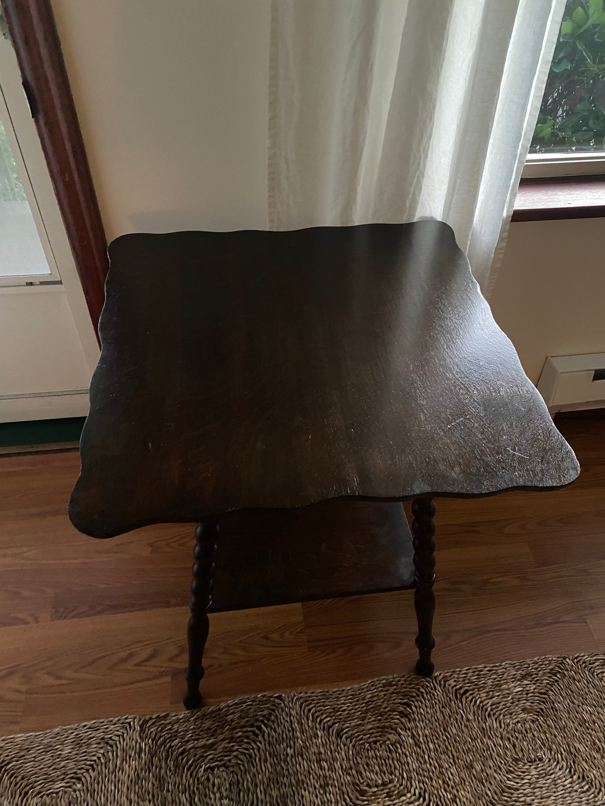 Antique Bobbin-Leg Parlor Table