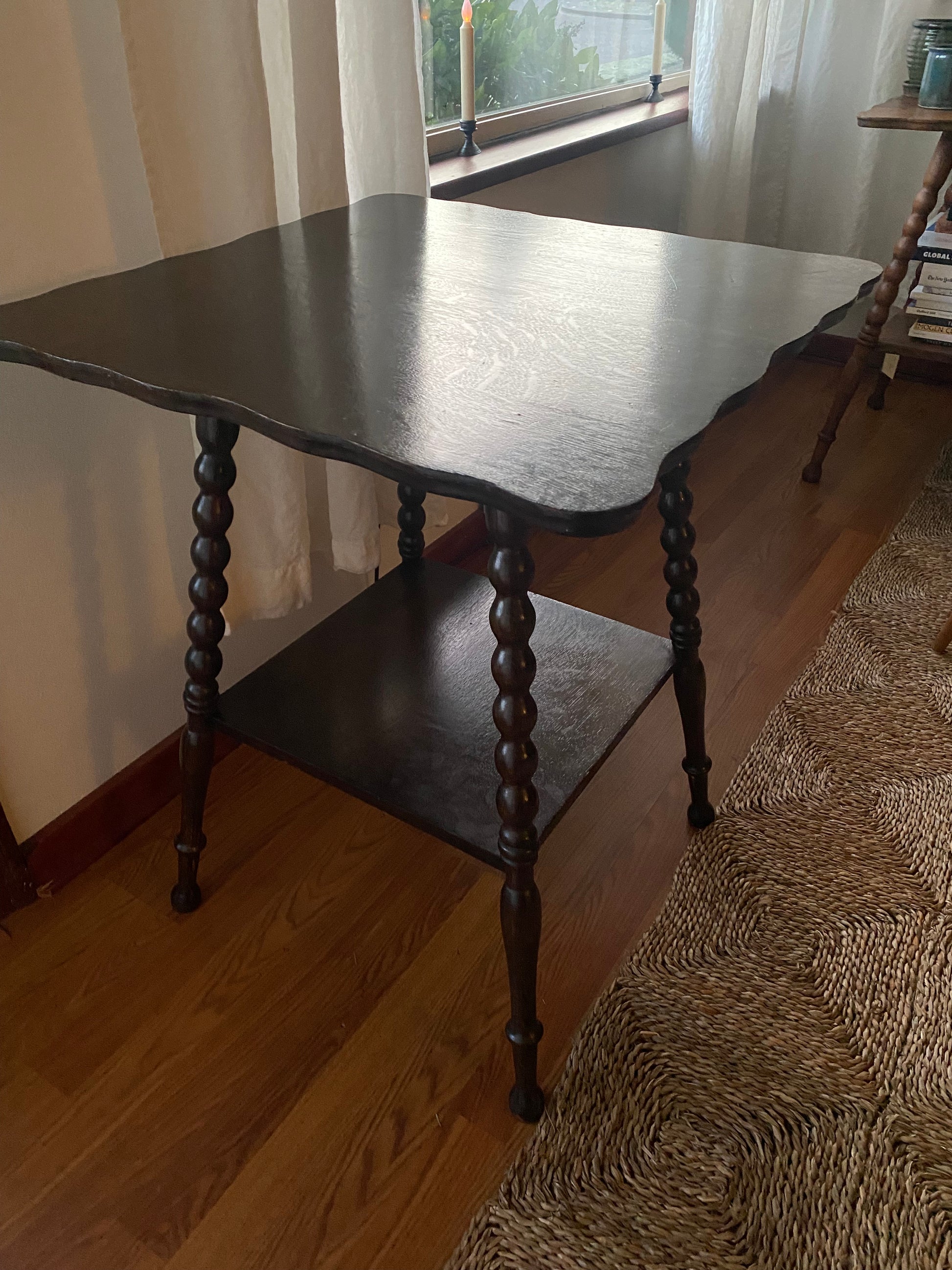 Antique Bobbin-Leg Parlor Table