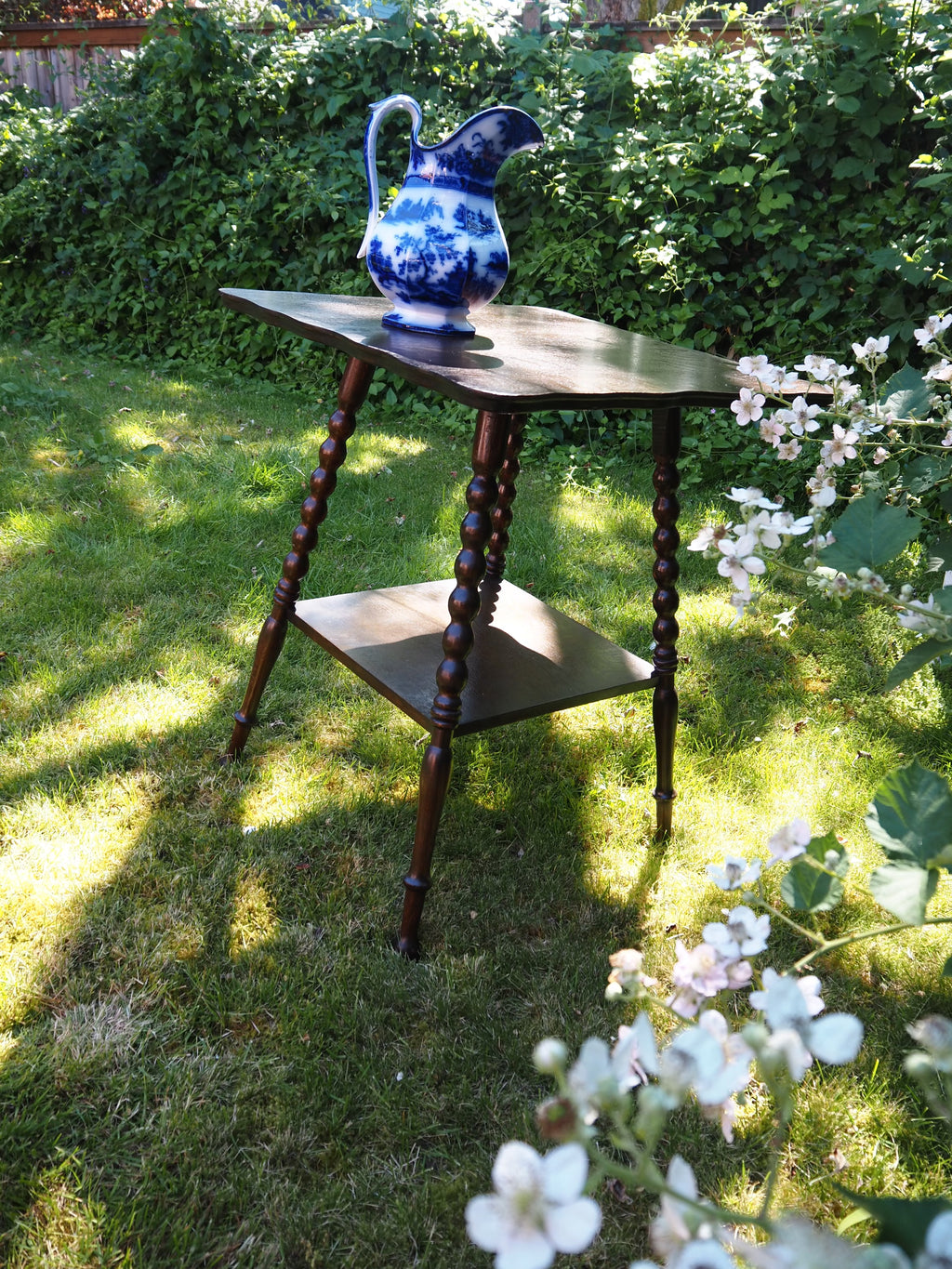 Antique Bobbin-Leg Parlor Table